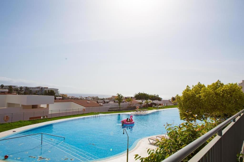 2 Bedrooms Apartment In Magnolia Golf Resort, La Caleta 阿德耶 外观 照片