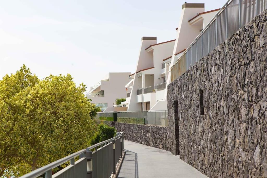 2 Bedrooms Apartment In Magnolia Golf Resort, La Caleta 阿德耶 外观 照片
